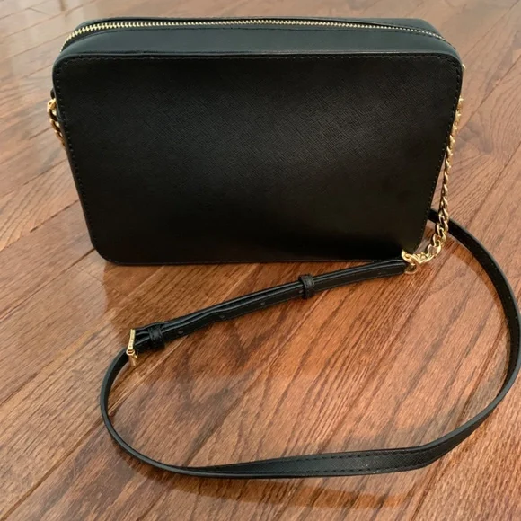 Michael Kors Jet Set Large Saffiano Leather Crossbody Bag - Picture 3 of 3